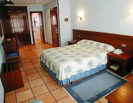 Sablon Hotell Llanes