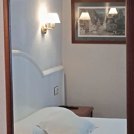 Sablon Hotel 3*