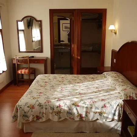 Hotell Sablon 3*