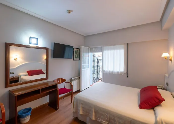 Hotel Sablon Llanes